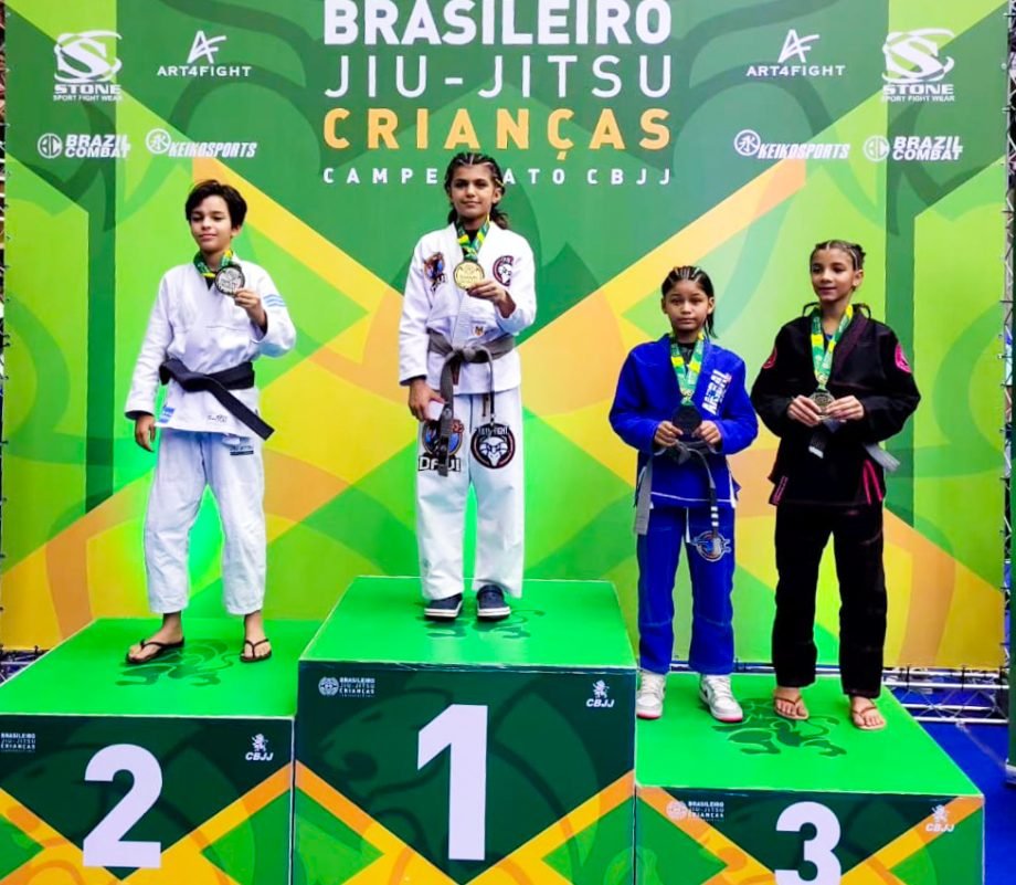 Três Lagoas conquista dois títulos no Campeonato Brasileiro de Jiu-Jitsu Crianças 2024