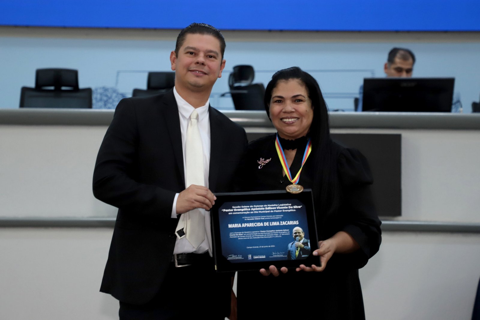 Vereador Otávio Trad homenageia lideranças da comunidade Evangélica