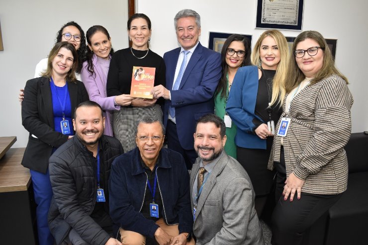 Com 845 peças arrecadas, equipe de Roberto Hashioka conquista título de Gabinete Solidário