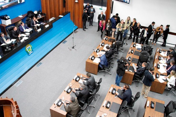 Deputados apreciarão três projetos de lei nesta quarta-feira