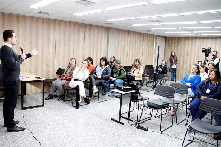 Escola do Legislativo promove palestra sobre o impacto do sono na qualidade de vida