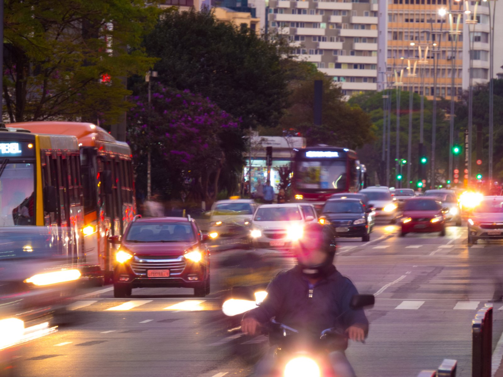 Olimpíadas de 2028 devem ser 'livres de carros', diz prefeita de Los Angeles