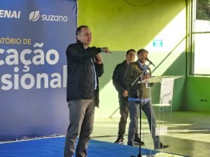 SED, em parceria com o Senai e Suzano, lança contêiner do Laboratório Educação Profissional e o projeto Plantando o Futuro