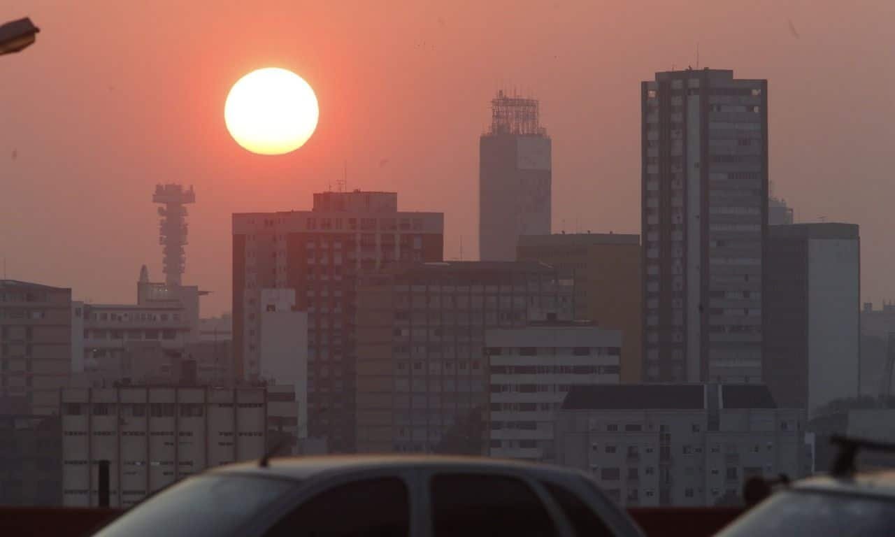 Como a poluição do ar no Brasil afeta você e como se proteger