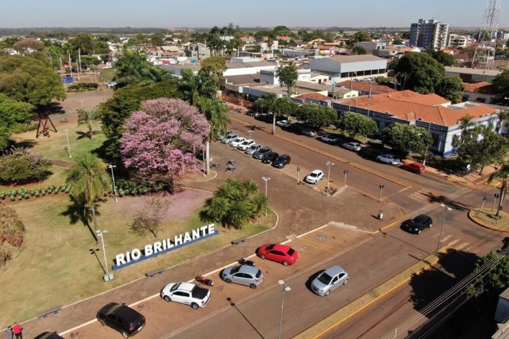 Rio Brilhante: Zé Teixeira requisita mutirão e asfalto